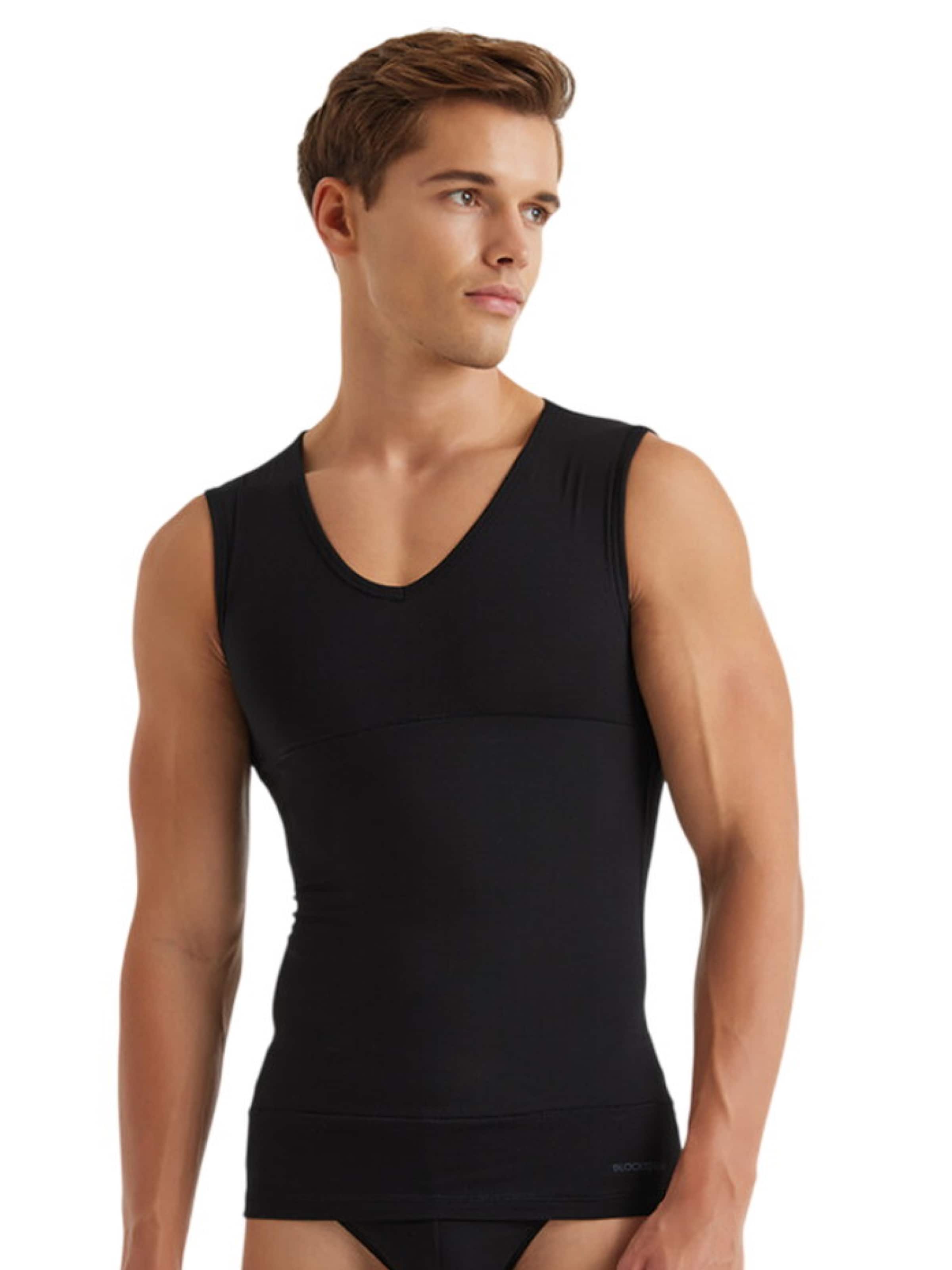 Blackspade Undershirt in Black: front