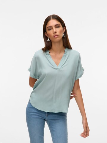 Camicia da donna 'VMBEAUTY' di VERO MODA in verde: frontale