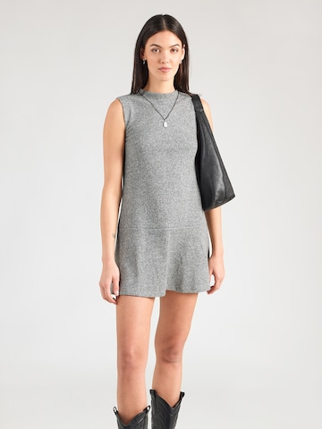 ABOUT YOU Плетена рокля 'Ayana' в сиво: отпред