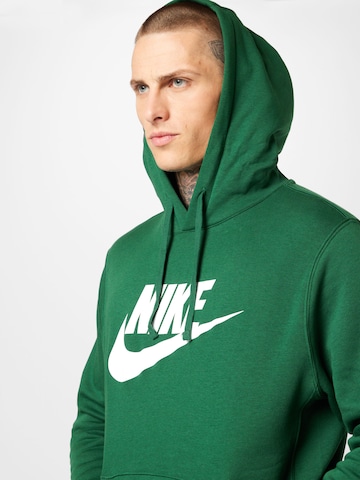 Nike Sportswear Regular fit Μπλούζα φούτερ 'Club Fleece' σε πράσινο