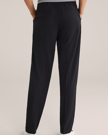 WE Fashion Regular Hose in Schwarz