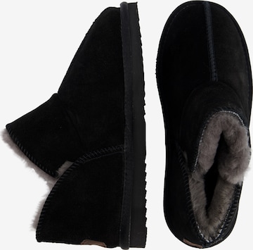 Warmbat Slippers 'Willow' in Black