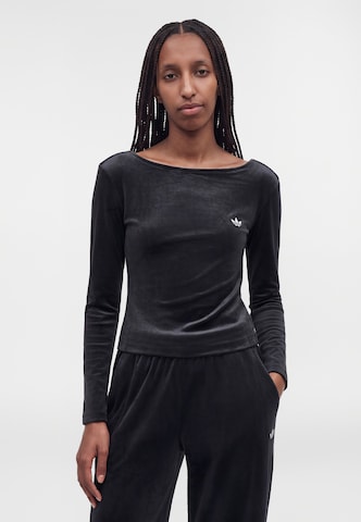 ADIDAS ORIGINALS T-shirt 'ESS' i svart: framsida