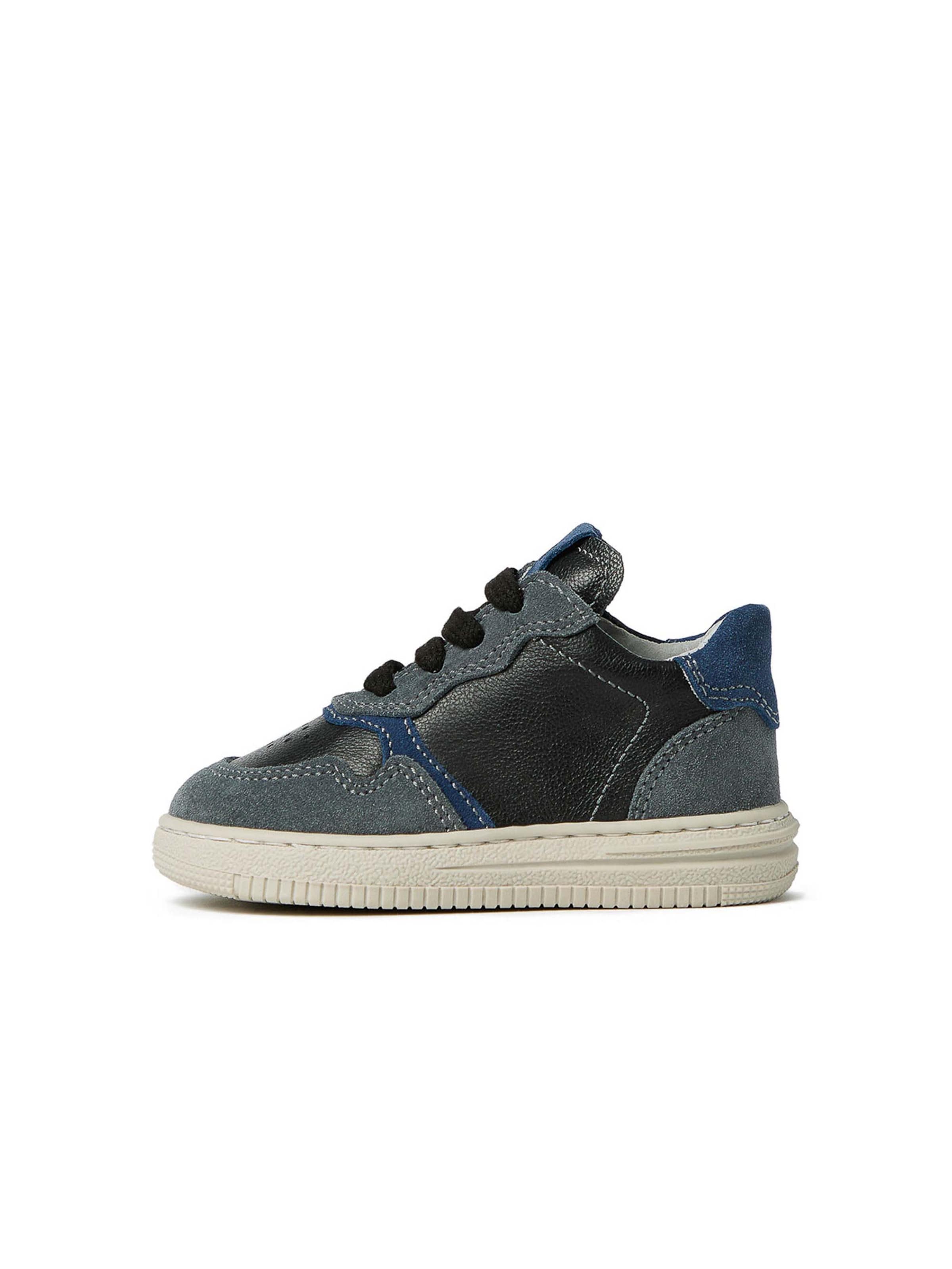 Baskets Nero Giardini en gris : devant