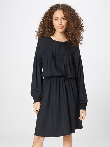 Robe-chemise ESPRIT en noir : devant