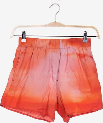 WEEKDAY Shorts in S in Orange: front