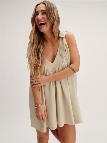 Robe Tatiana Zidekova en beige : devant