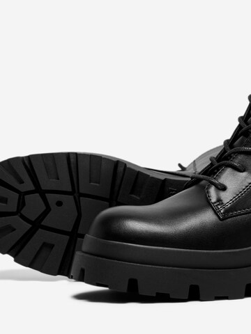 ONLY Lace-Up Boots 'ONLDOJA-9' in Black