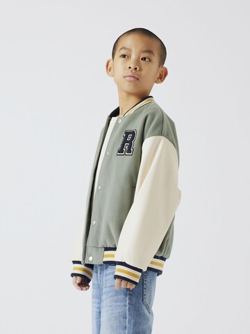 NAME IT Between-Season Jacket 'MOMBY' in Green: front