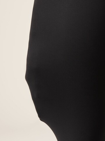 CALZEDONIA Skinny Leggings in Black