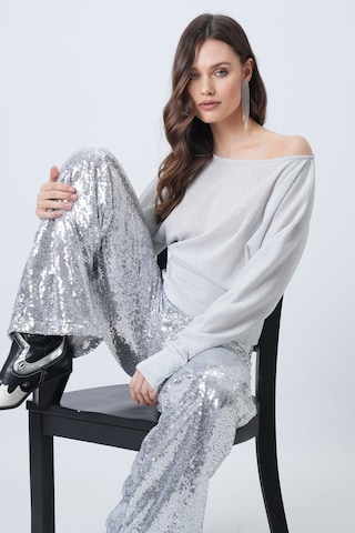 Trend Alaçatı Stili - Camiseta en gris