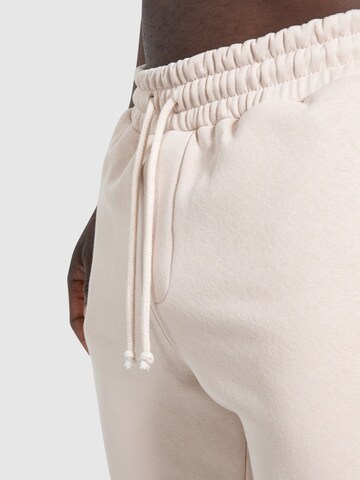 Smilodox Tapered Broek 'Aldin' in Wit