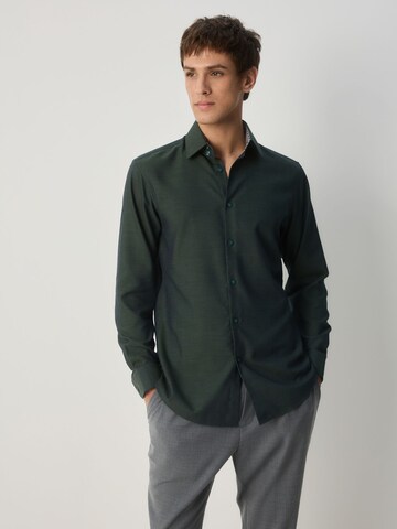 Coupe slim Chemise Next en vert : devant