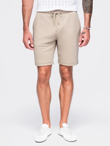 Regular Pantalon chino 'Quintessence' Ombre en beige : devant