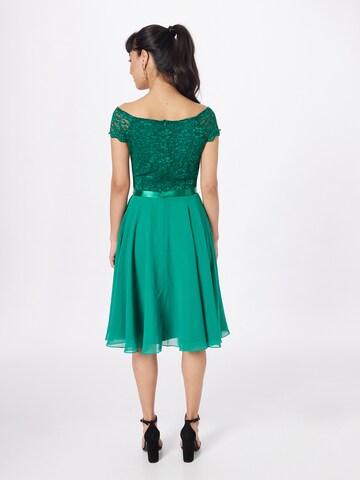 Rochie de cocktail de la SWING pe verde