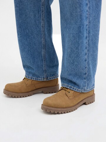 JACK & JONES - Botas con cordones 'JFWMONTANA' en amarillo