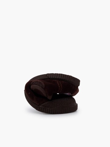 Pisamonas First-Step Shoes in Brown