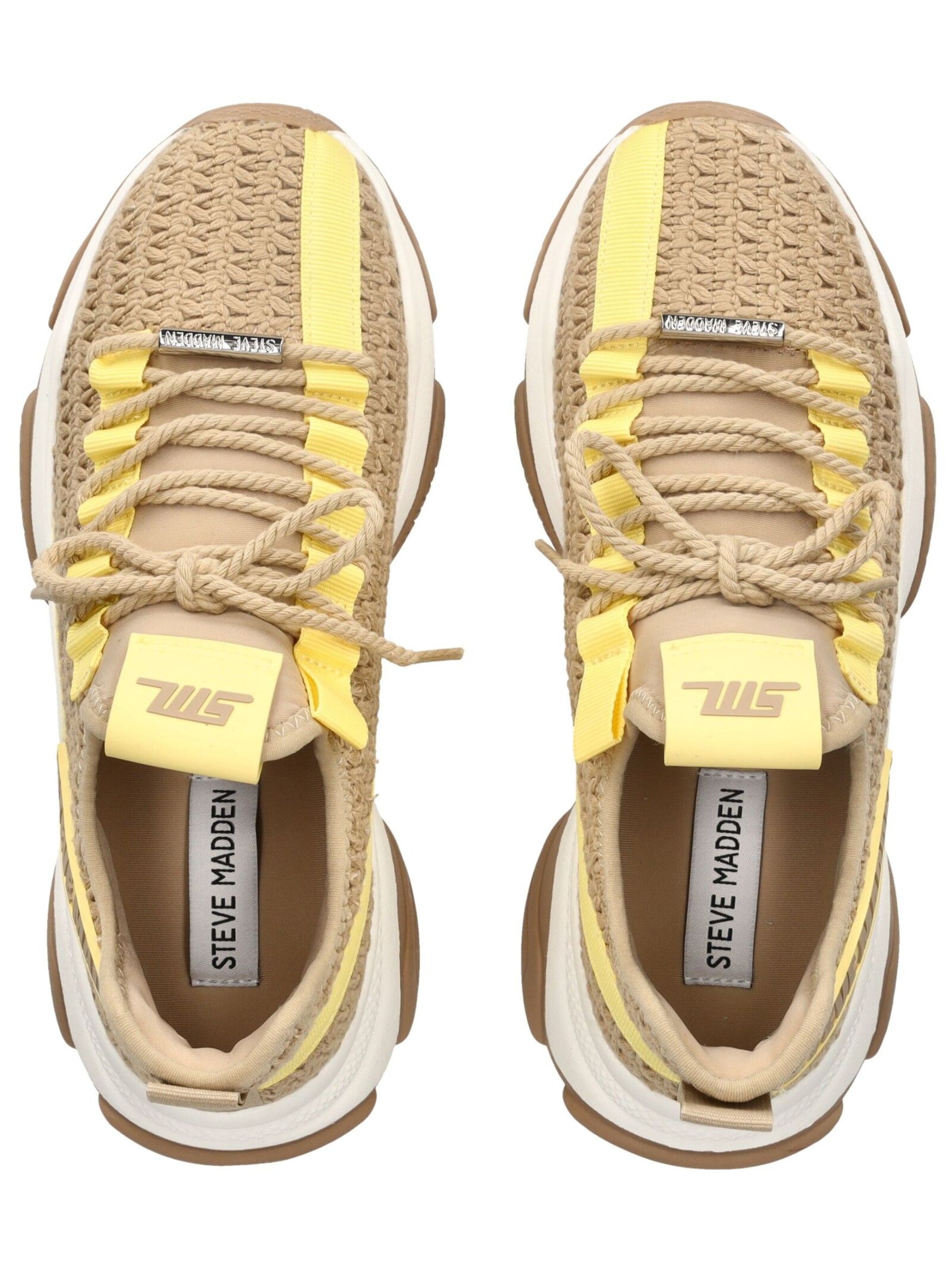 STEVE MADDEN Sneakers in Gold