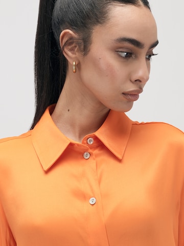 ABOUT YOU x VIAM Studio Shirt 'MARILYN' in Orange