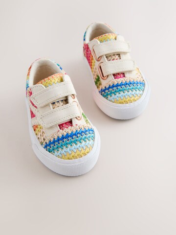 Baskets Next en mélange de couleurs