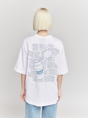 UNFOLLOWED x ABOUT YOU Shirt  'BULLSHIT REMOVER' in Weiß: zadná strana