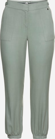 SHEEGO Trousers in Green: front