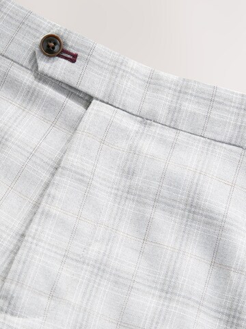 Next Regular Hose in Grau