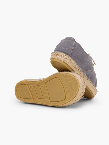 Chaussure basse Pisamonas en gris