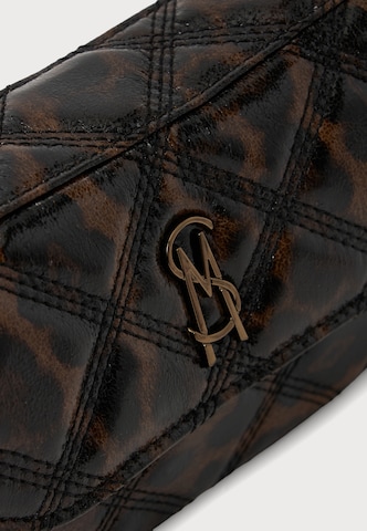 STEVE MADDEN Наплечная сумка 'Btaiga-Q' в Коричневый