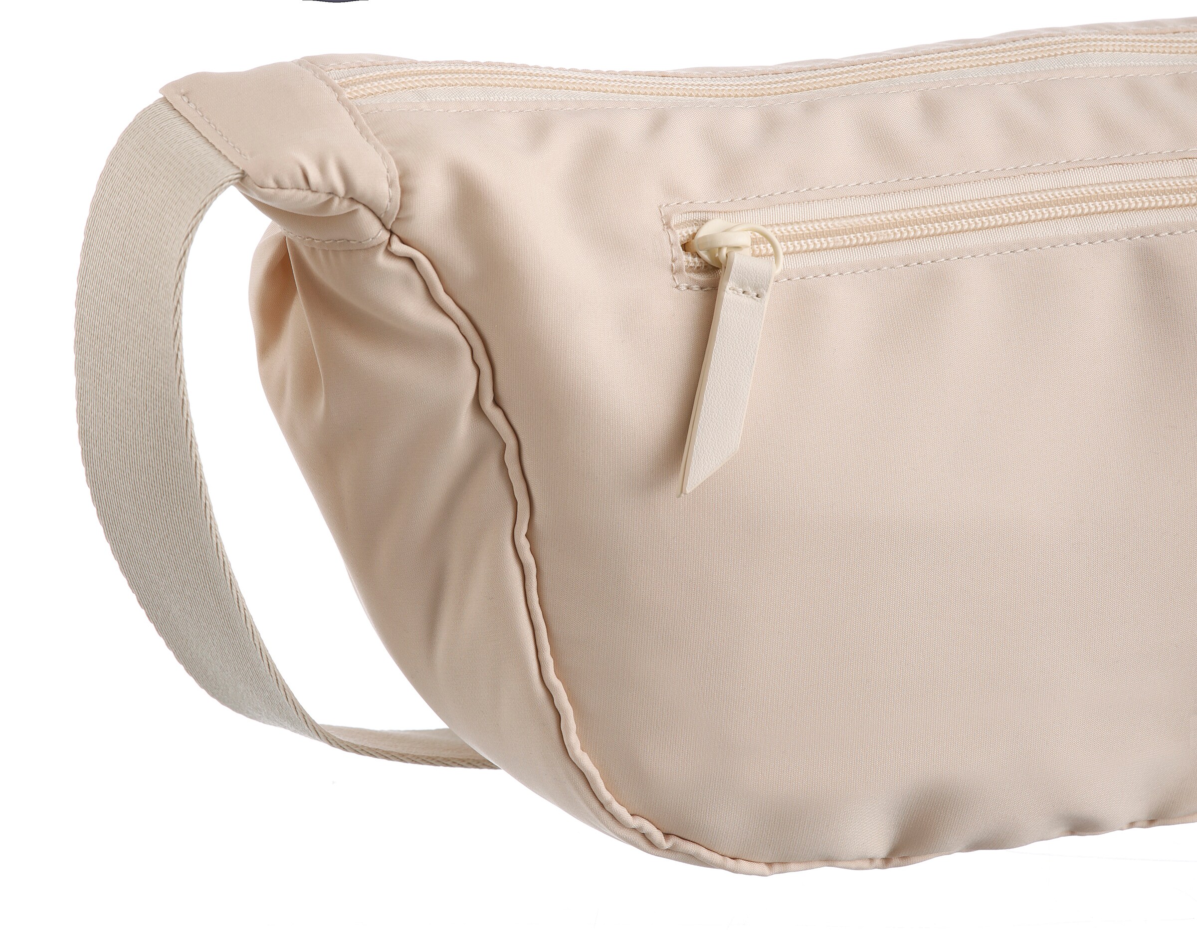 KangaROOS Crossbody Bag in Beige