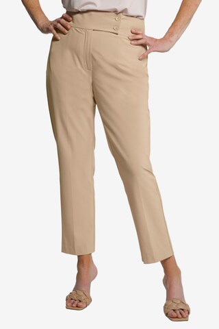 Regular Pantalon à plis Ulla Popken en beige : devant