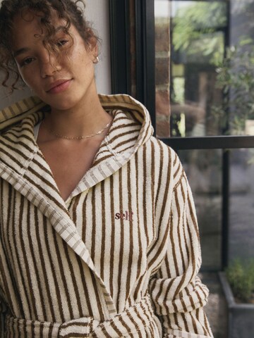 Peignoir long self. en beige