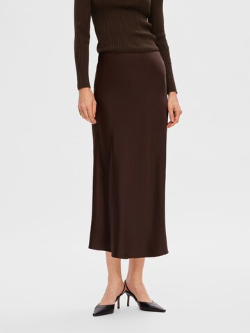 SELECTED FEMME Skirt in Brown: front
