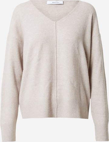 ABOUT YOU Sweater 'Asta' in Beige: front