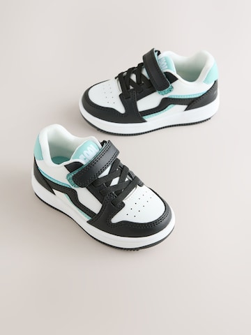 Next Σνίκερ σε ανάμεικτα χρώματα