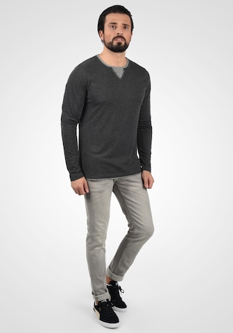 BLEND - Camiseta 'Leonas' en gris