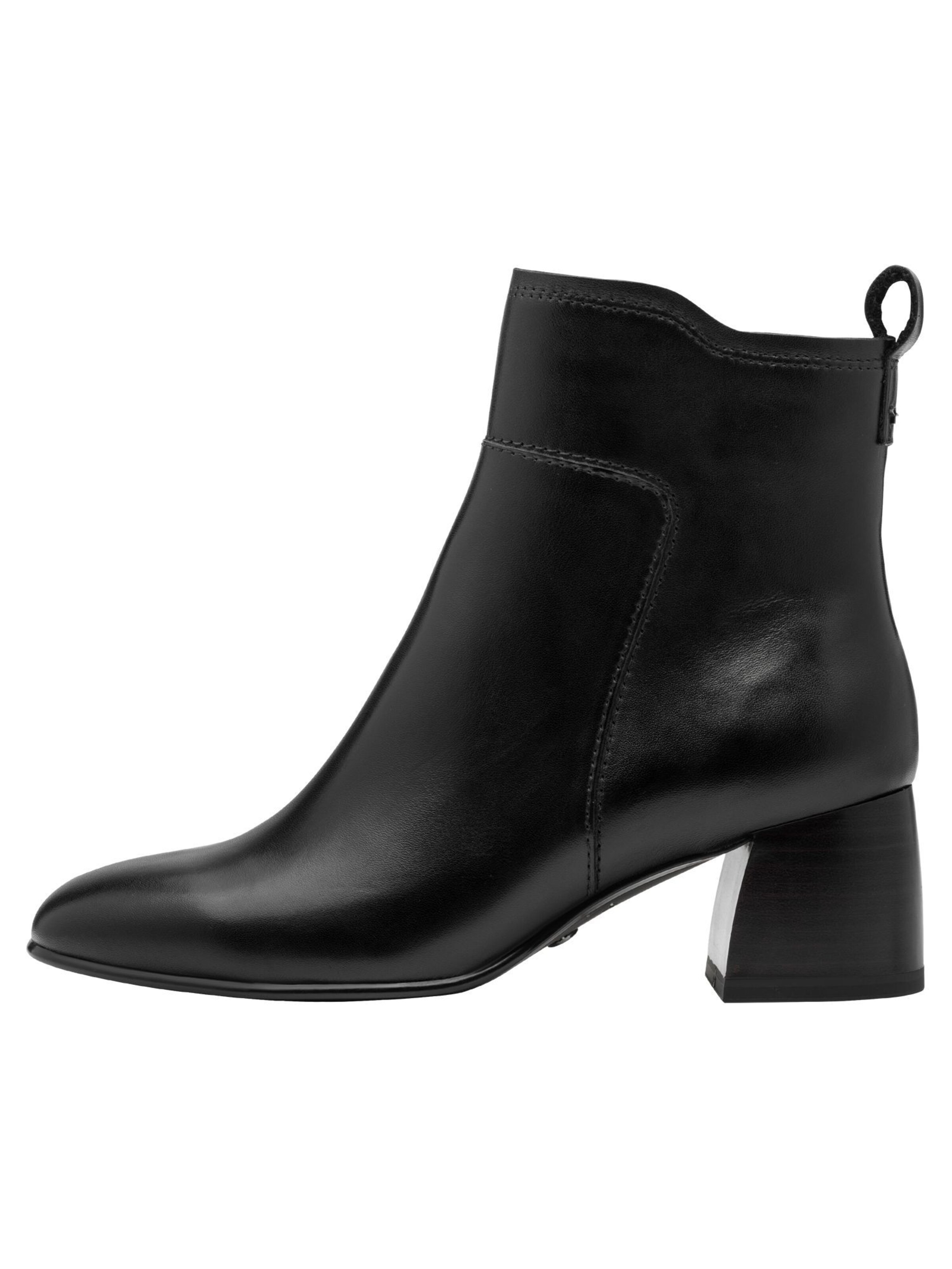 Tamaris Bootie in Black
