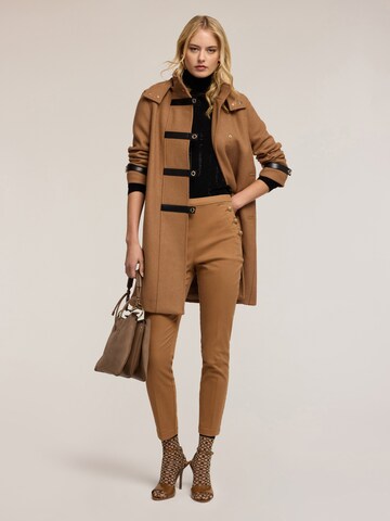 MOTIVI - Skinny Pantalón en marrón