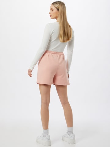 modström Loosefit Shorts 'Holly' in Pink