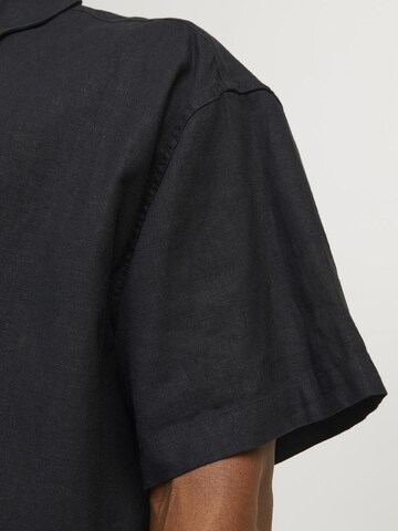 JACK & JONES Comfort fit Button Up Shirt 'JORFaro' in Black