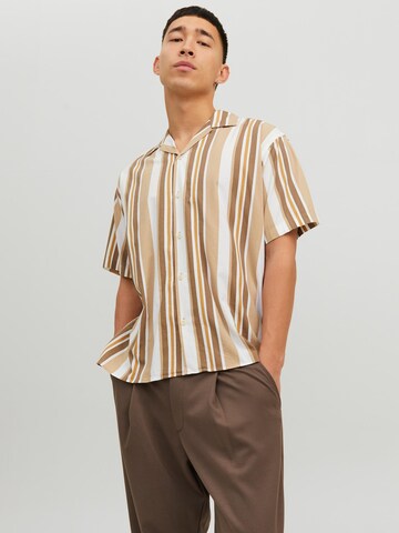JACK & JONES Comfort fit Button Up Shirt in Brown: front