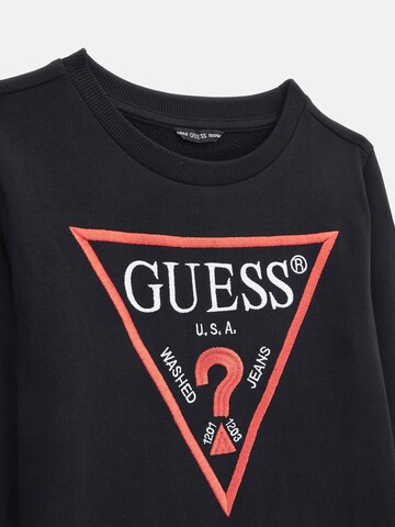 GUESS Sweatshirt 'Dreieck' in Schwarz