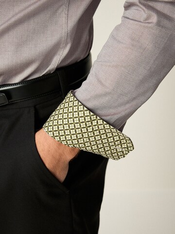 Slim fit Camicia di Next in marrone