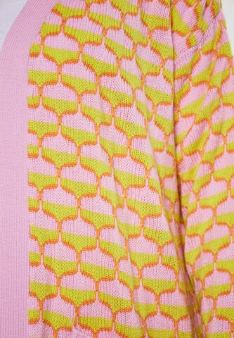 swirly Strickjacke in Pink