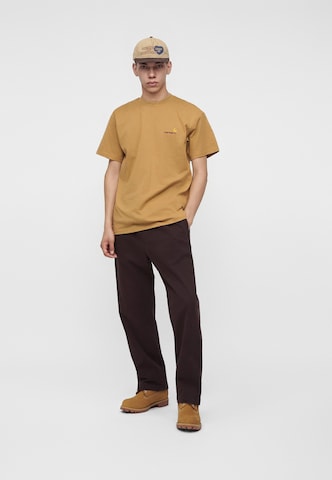 T-Shirt 'American Script' Carhartt WIP en jaune