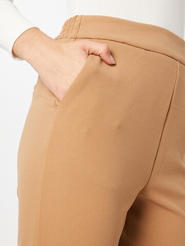 Slimfit Pantaloni 'Loan' di VILA in beige