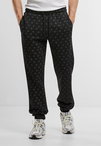 SOUTHPOLE Tapered Hose in Schwarz: Vorderseite