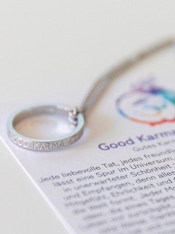 Divasya Kette 'Good Karma comes back' in Silber