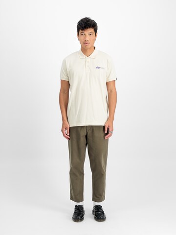ALPHA INDUSTRIES Футболка в Белый