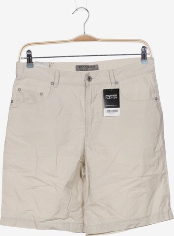 BRAX Shorts in 32 in White: front